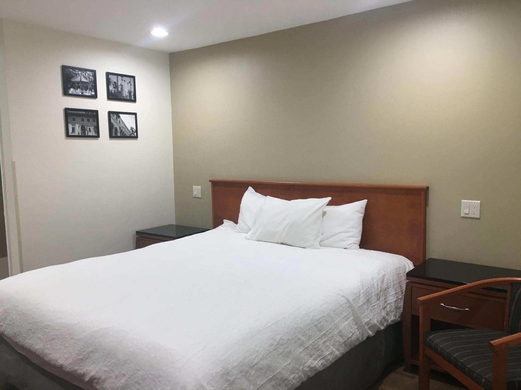 Simply Home Inn & Suites - Ріверсайд Екстер'єр фото