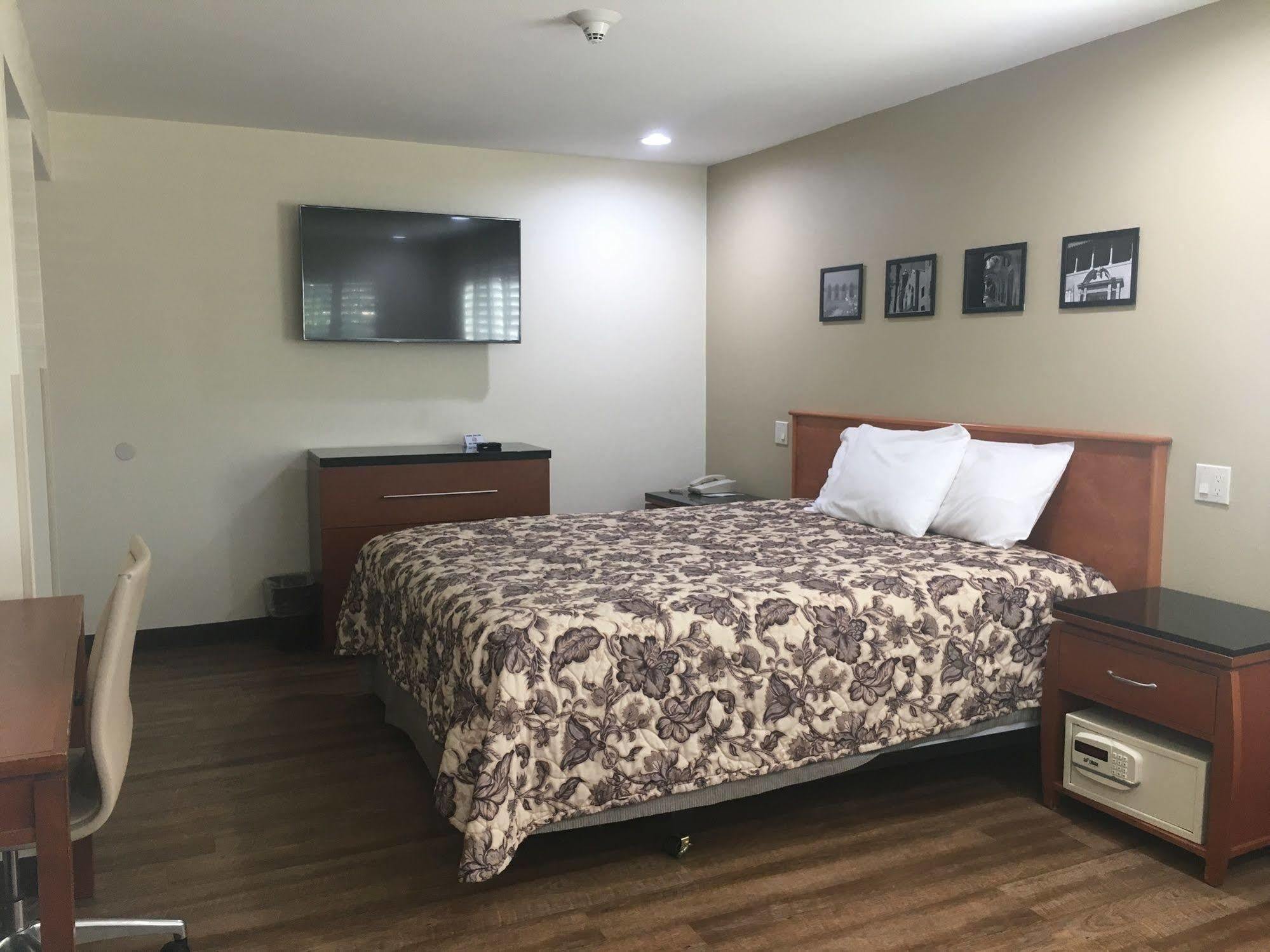Simply Home Inn & Suites - Ріверсайд Екстер'єр фото